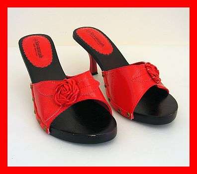 RED ROSE SLIP ON SANDALS BY SAVANNAH - SIZE : 5