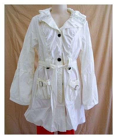 +++++SALE+++++SIZE: X-LARGE - ELEGANT CREAM SILKY JACKET