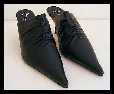 SIZE: 6 - ELEGANT BLACK FULL MULES