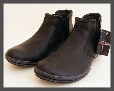 SIZE: 11 - SOFT BLACK LEATHER MENS SHORT BOOTS FROM JORDAN