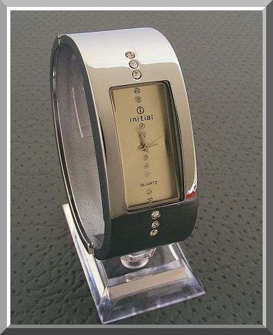 *R1* - GORGEOUS SILVER WATCH WITH DIAMANTE'S