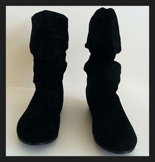 SIZE: 7 - BLACK VELVET TOUCH LOW SLOUCH BOOTS