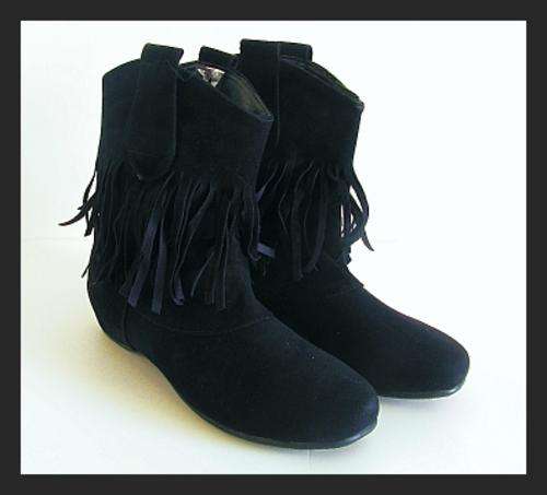 SIZE: 6 - GORGEOUS BLACK TASSELLED LOW HEEL ANKLE BOOTS