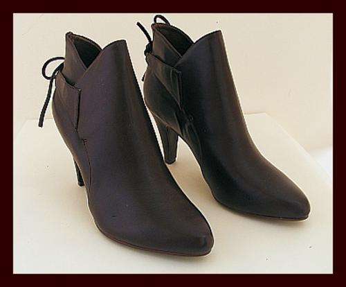 *R1* - SIZE: 6 - DARK BROWN ANKLE BOOTS FROM MODA ROSSI