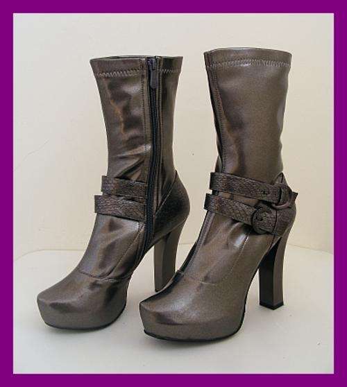 SIZE: 5 - STUNNING METALLIC GREY PLATFORM SHORT STRETCH BOOTS