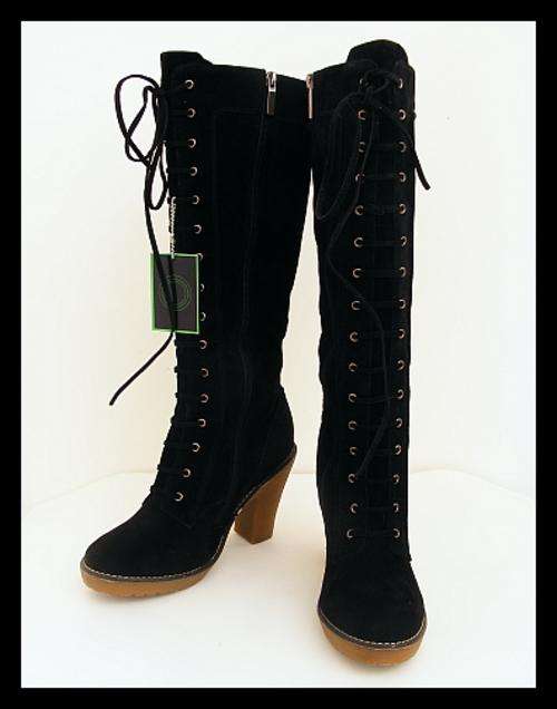 SIZE: 6 - BLACK SUEDE TOUCH PLATFORM LACE UP BOOTS