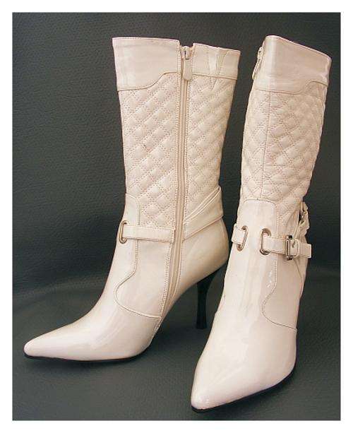 *R1* - SIZE: 8 - WHITE CALF LENGTH PATENT BUCKLE BOOTS FROM INWEAR TRUWORTHS