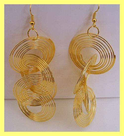 GOLD FASHION CIRCLE EARRINGS