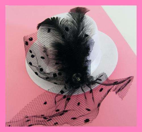 SUPER CHIC MINI HAT WITH DIAMANTE & LACE - WHITE