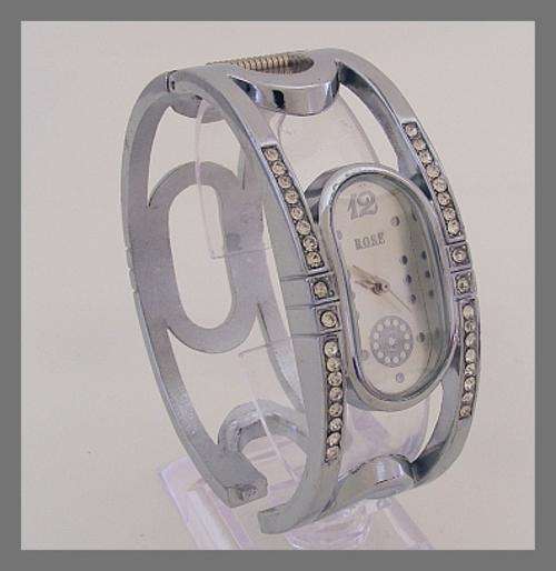 GORGEOUS SILVER CUFF WATCH WITH DIAMANTE DETAIL