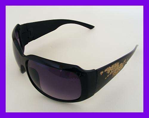 STUNNING BLACK LADIES SUNGLASSES