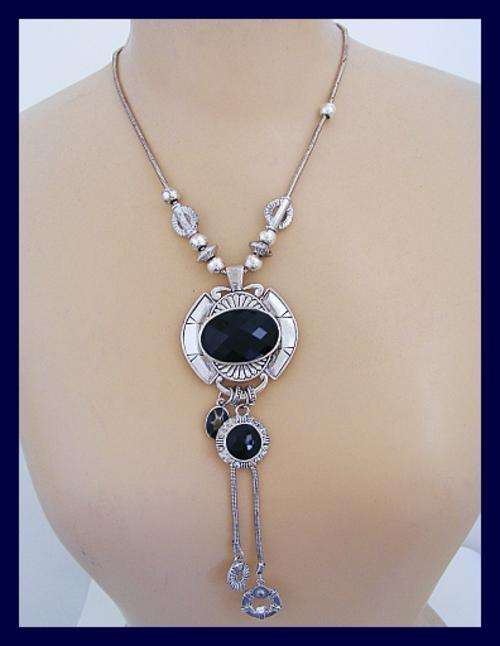 TIBETAN SILVER NECKLACE & EARRING SET