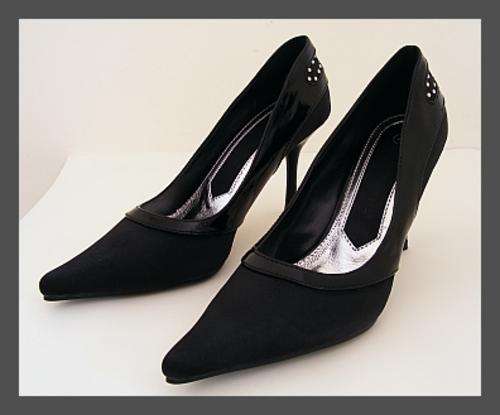SIZE: 4 - BLACK COURT SHOES WITH DIAMANTE DETAIL FROM TRUWORTHS