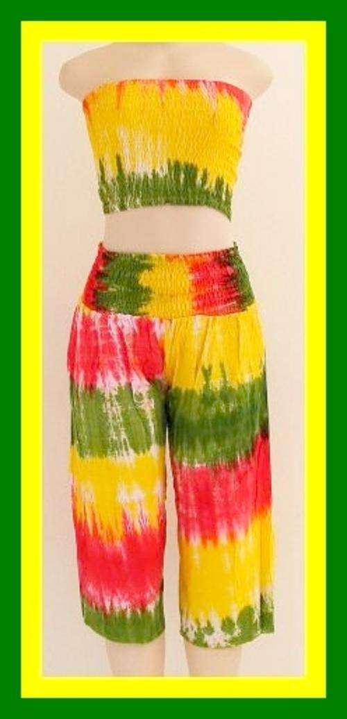 *R1* - FREE SIZE - PERFECT HOLIDAY TIE DYE SHORTS & BOOB TUBE SET