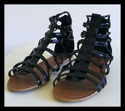 SIZE: 5 - BLACK SANDALS WITH BACK ZIP FROM TATAZI