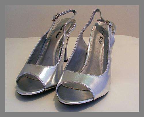 SIZE: 5 - STUNNING SILVER SANDALS FROM LA SOLE