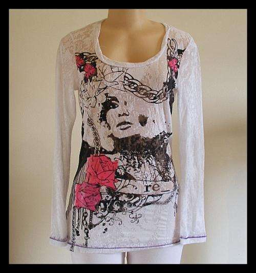 SIZE: 12 - WHITE LONG T-SHIRT