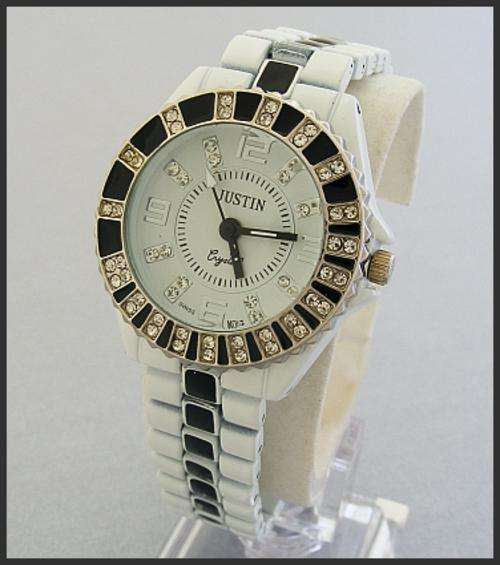 *R1* - GORGEOUS BLACK & WHITE DIVA WATCH WITH DIAMANTE DETAIL