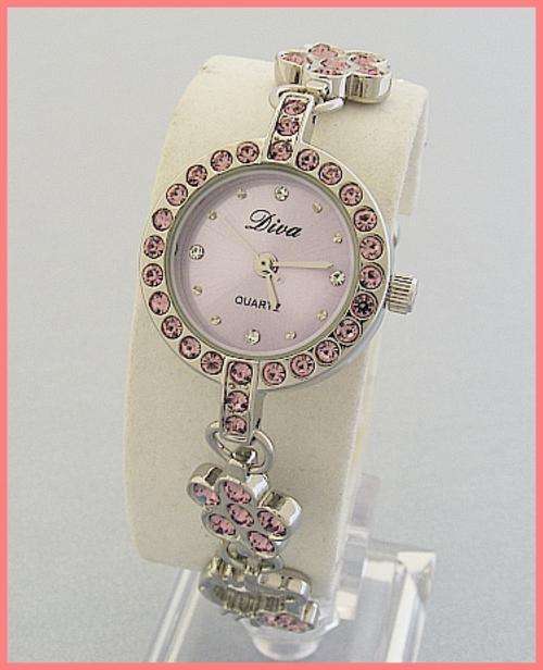 *R1* - STUNNING PINK AND SILVER HELLO KITTY DIVA WATCH