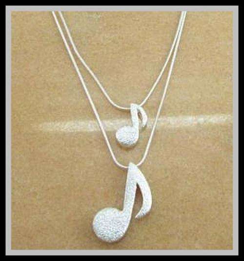 *R1* - STERLING SILVER MUSIC NOTES PENDANT & CHAIN