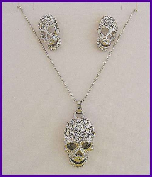 SILVER & DIAMANTE SKULL NECKLACE & EARRINGS SET