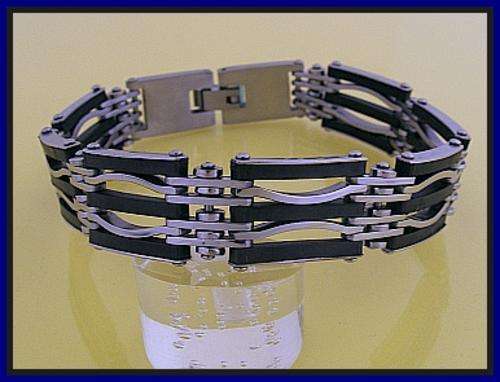 MENS STAINLESS STEEL AND BLACK RUBBER BRACELET