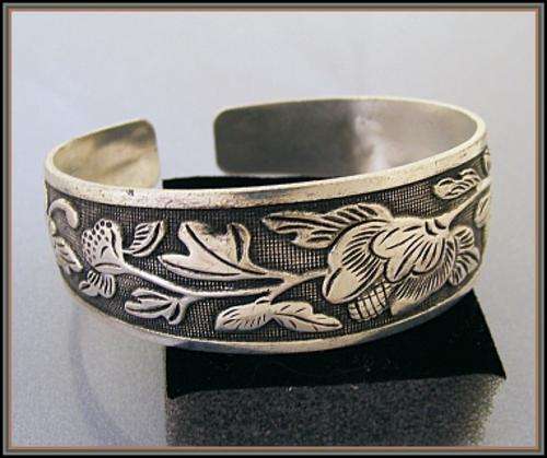 TIBETAN SILVER CUFF BRACELET