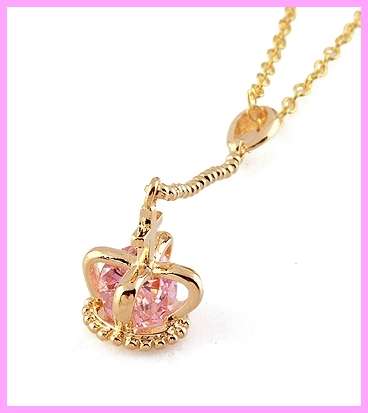 STUNNING 18K GOLD EP CROWN PENDANT & CHAIN