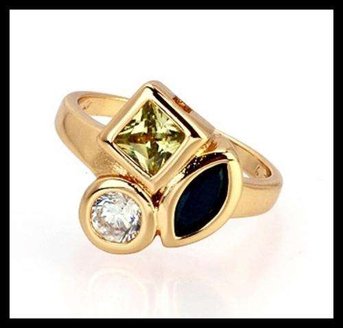 SIZE: 7 - 18K GOLD EP MULTI CZ RING