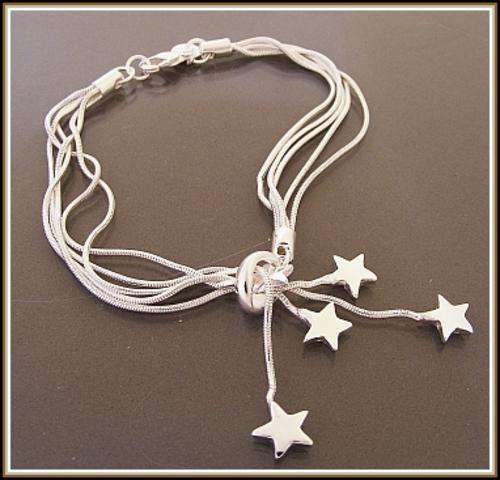 SILVER STAR CHARM BRACELET