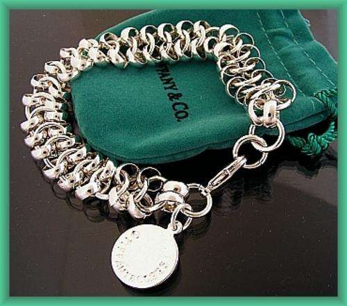 "T & CO" STUNNING WIDE CHAIN TAG BRACELET