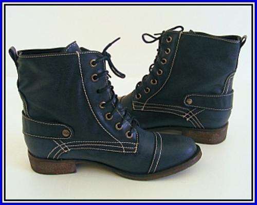 BLUE MILITARY STLE BOOTS - SIZE 6 - VERY SOFT