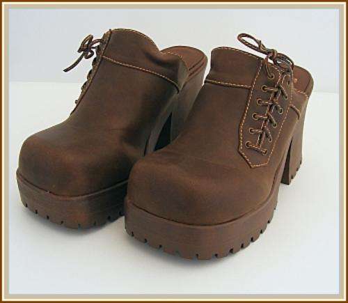*R1* - SIZE: 7 - RAVE / CLUB BROWN CLOGS FROM ME TOO