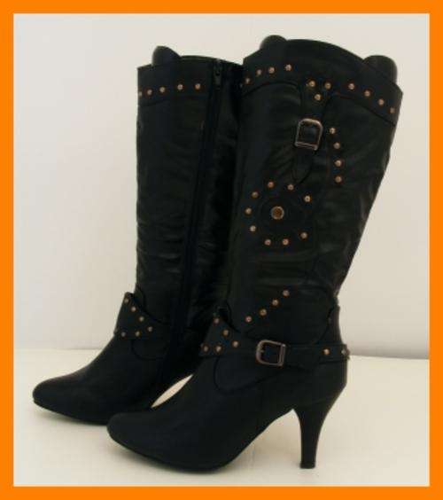 SIZE: 5 - BLACK STUDDED BOOTS