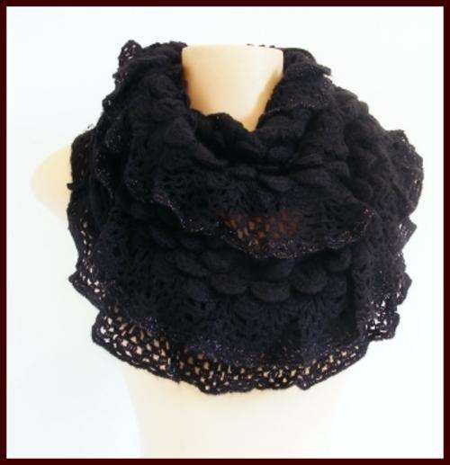 BLACK INFINITY SCARF