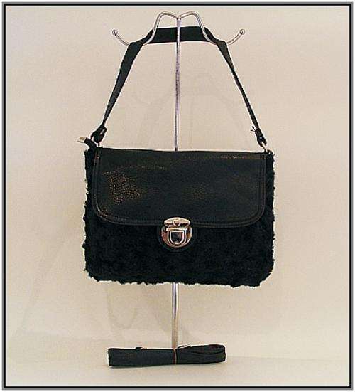 *R1* - BLACK FAUX FUR HANDBAG WITH LONG AND SHORT STRAPS