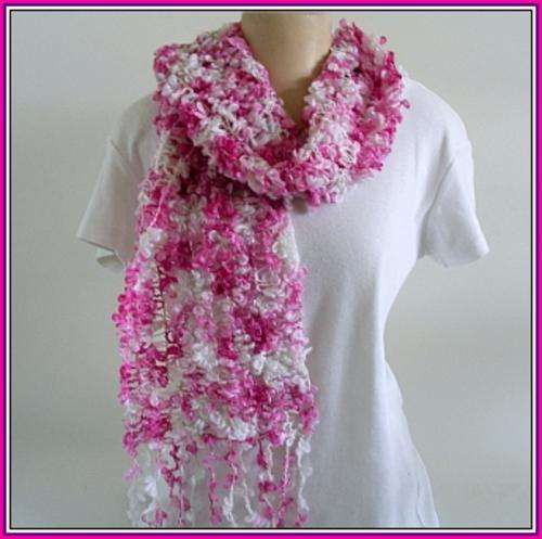 TRENDY PINK & WHITE WINTER SCARF