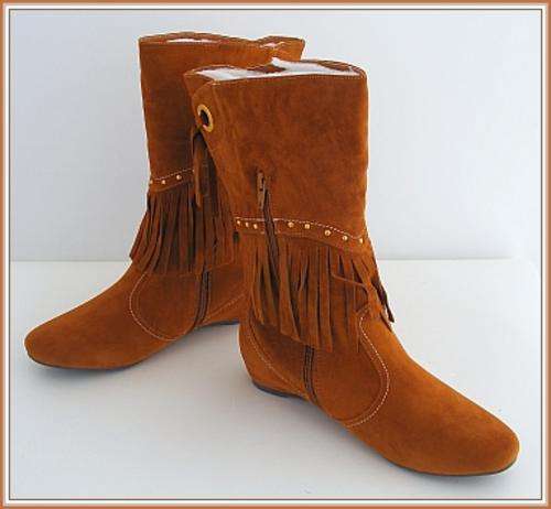 SIZE: 7 - CARAMEL FRINGED MICRO SUEDE BOOTS