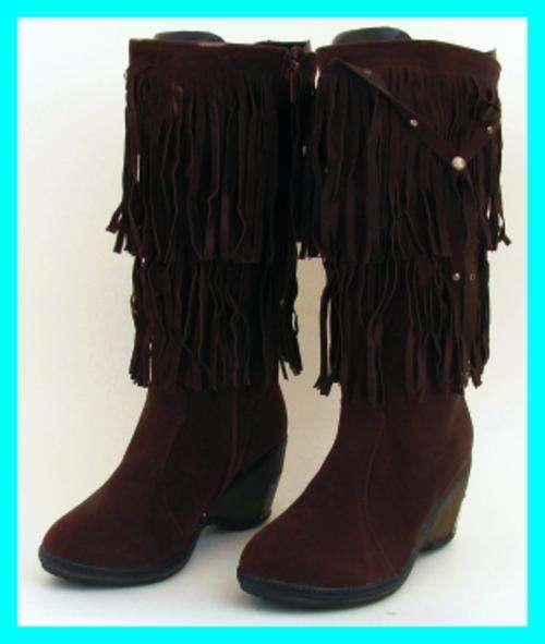 SIZE: 7 - BROWN FRINGED WEDGE HEEL BOOTS