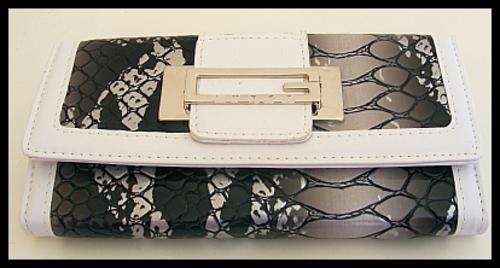 BLACK AND WHITE PURSE