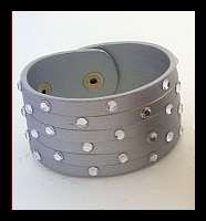 STUNNING SILVER LEATHER WRISTBAND WITH DIAMANTE'S