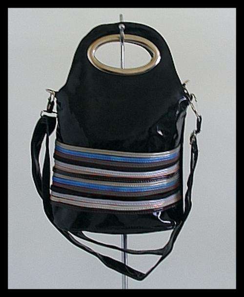 **R1** - BLACK FASHION HANDBAG WITH SHORT & LONG STRAP