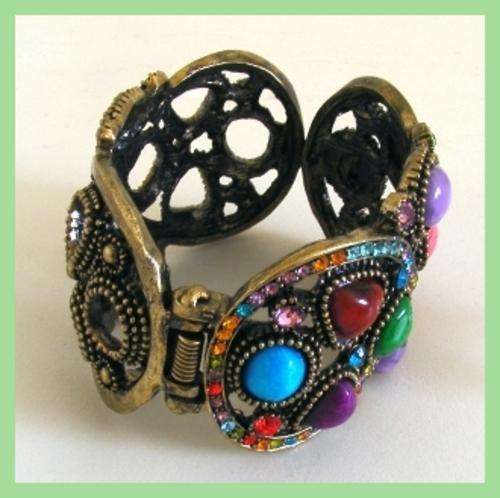 BRONZE METAL FASHION HINGED BRACELET