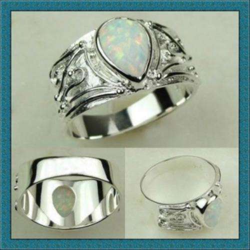 925 STERLING SILVER & WHITE FIRE OPAL RING - SIZE : 7.5