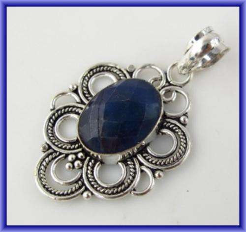 FACETED DENIM AVENTURINE STERLING SILVER PENDANT