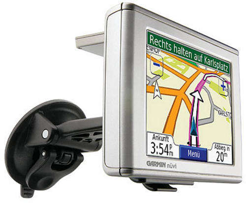 Garmin Nuvi 360 with Bluetooth Still like New