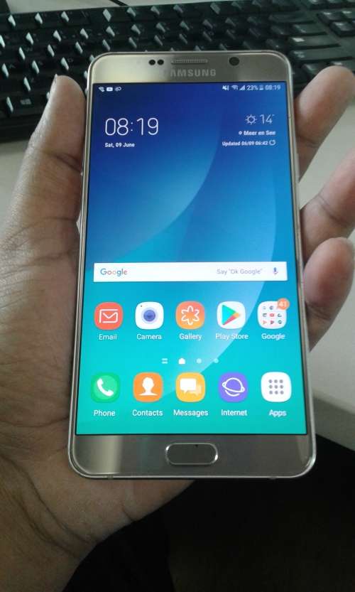 SAMSUNG NOTE 5 IN STUNNING GOLD ***LATE ENTRY**** DONT MISS THIS
