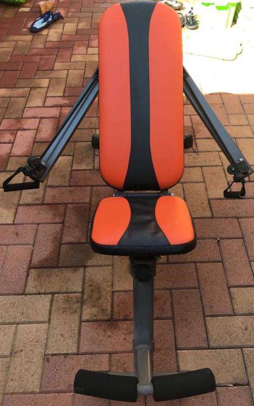 Incline bench with resistance cables