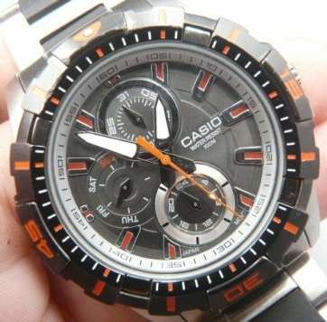 ** CASIO MENS STAINLESS STEEL 100m WATCH **VALUE: R3980.00