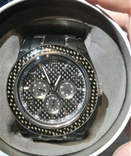 12 x USED / DAMAGED WATCHES INCLUDING MICHEAL KORS, DKNY, RELIC BY FOSSIL, ARMITRON AND MORE